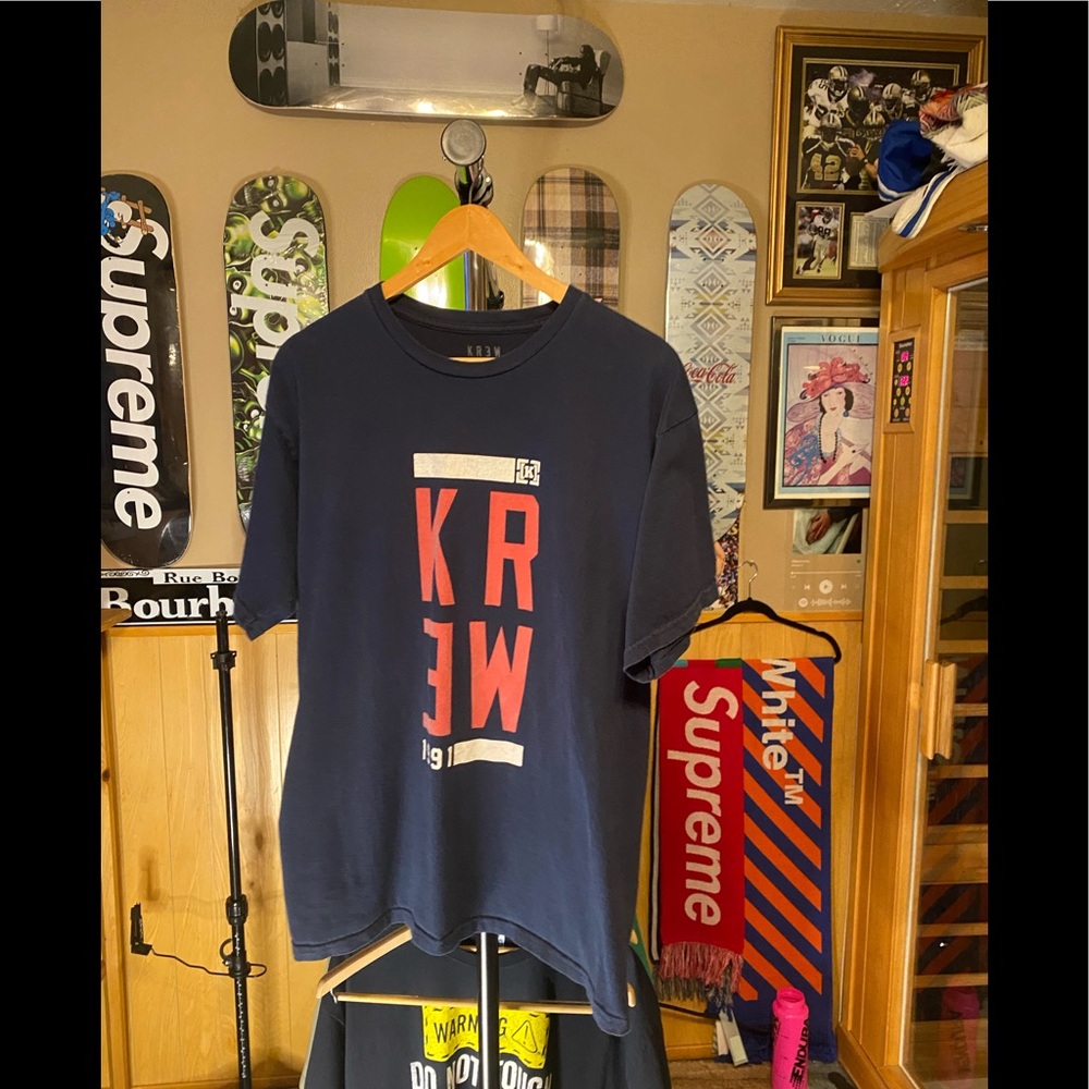 Mens KREW skateboarding shirt